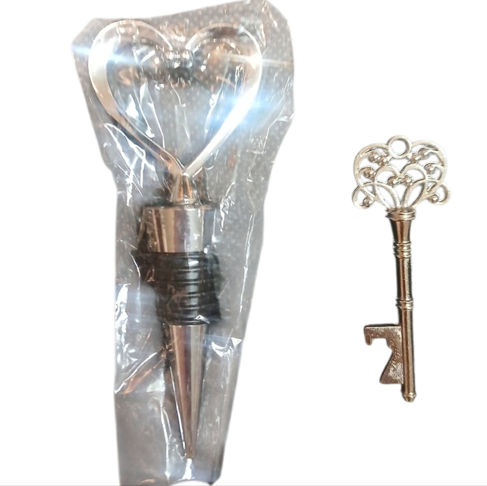 Simplicity- NIB, Ladies Gift Box, 1- Cosmetic Bag, 1-10 oz Metal Tumbler W/Straw - Picture 12 of 15